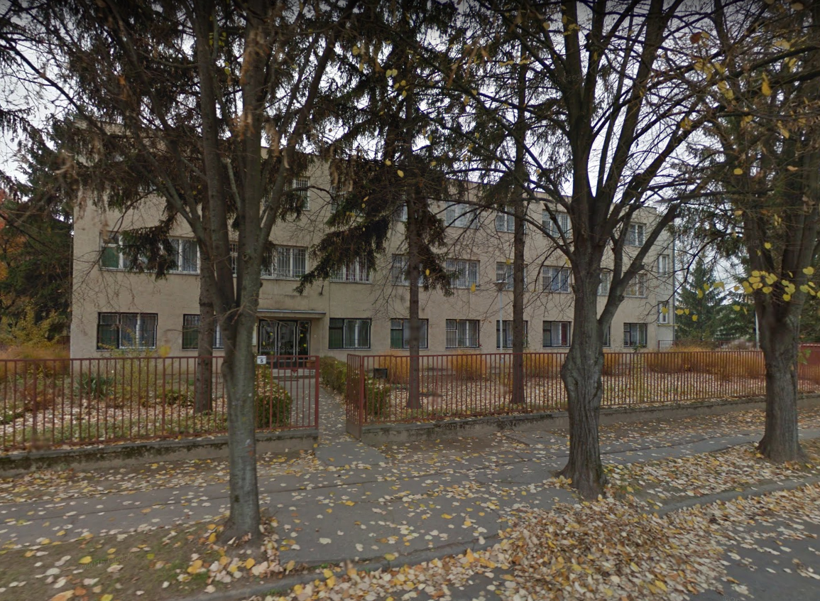 A Tolna Megyei Gyermekvédelmi Központ 1.Számú Gyermekotthona Forrás: Google