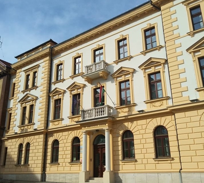 A megyei és a járási ügyészség épülete
